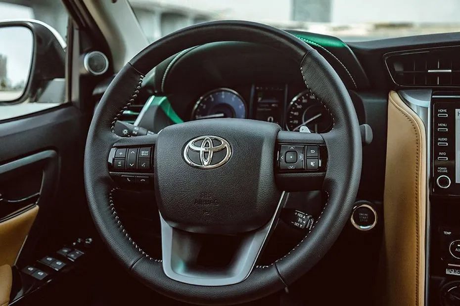 Toyota Fortuner Steering Wheel