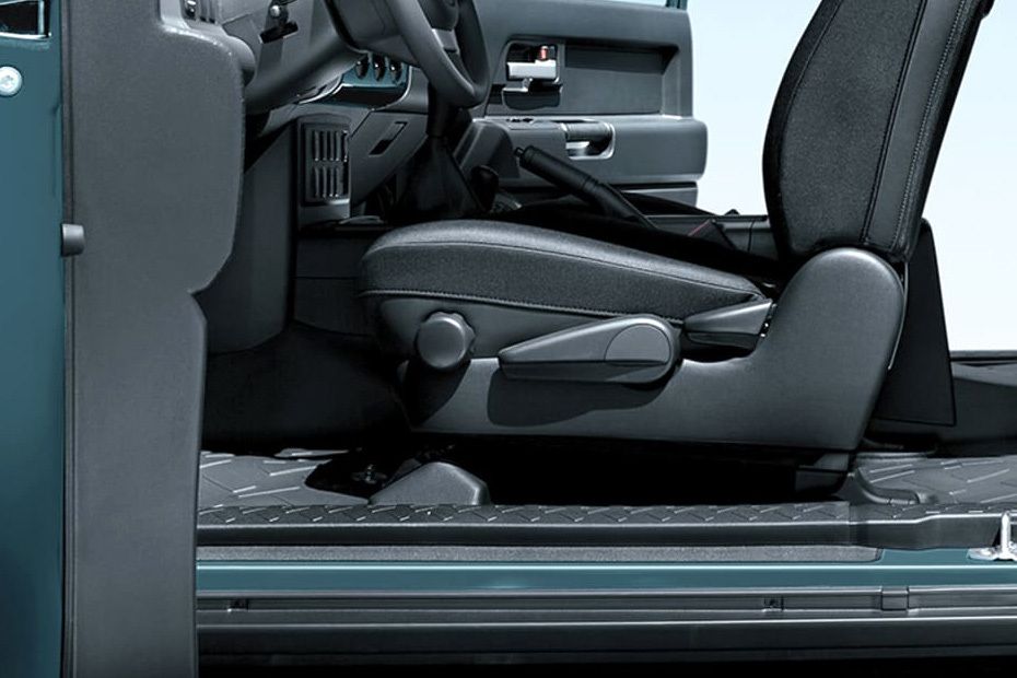 Toyota FJ Cruiser Seat Adjustment Controllers