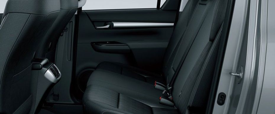 Toyota Hilux-2011 Rear Seats