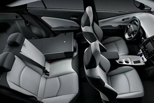 Toyota Prius (2017-2022) Rd Row Seat