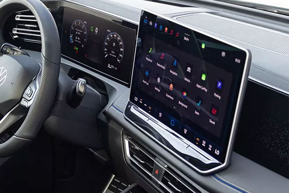 Golf R touch screen