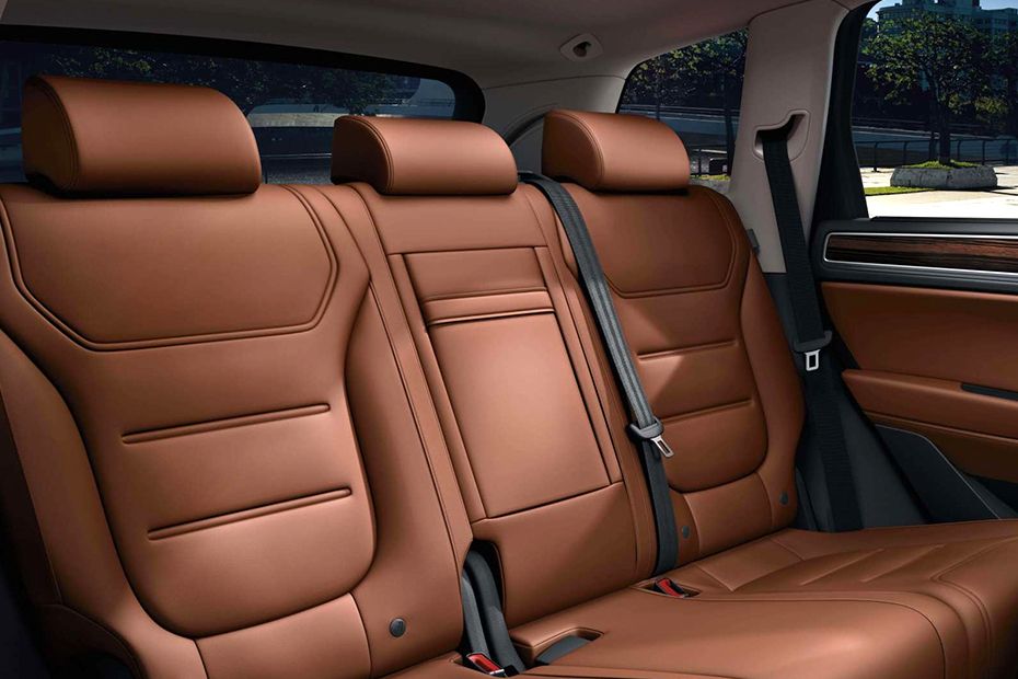 Volkswagen Touareg (2012-2021) Rear Seats