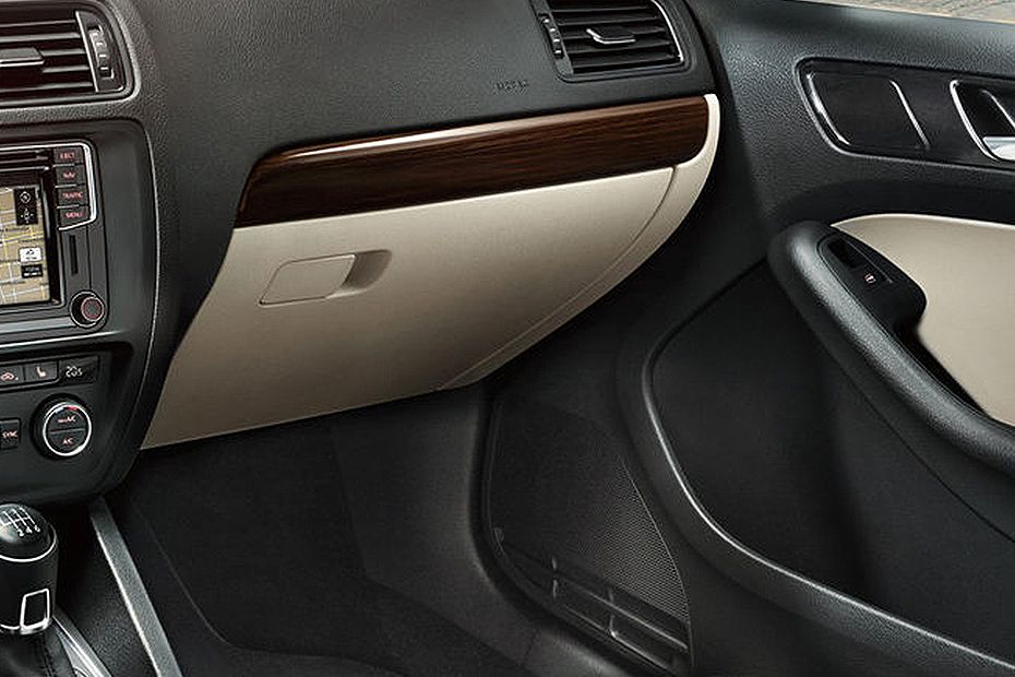 Volkswagen Jetta (2019-2023) Glove Box
