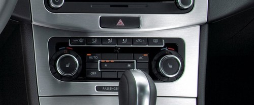 Front AC Controls of Volkswagen Passat (2012-2021)