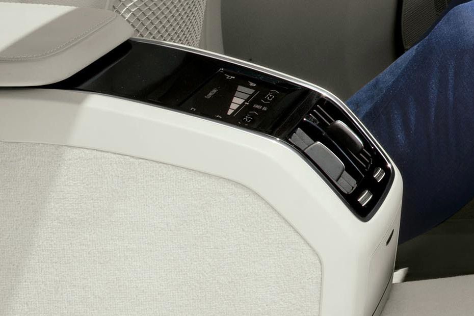 S90 (2017-2022) Rear AC Controls