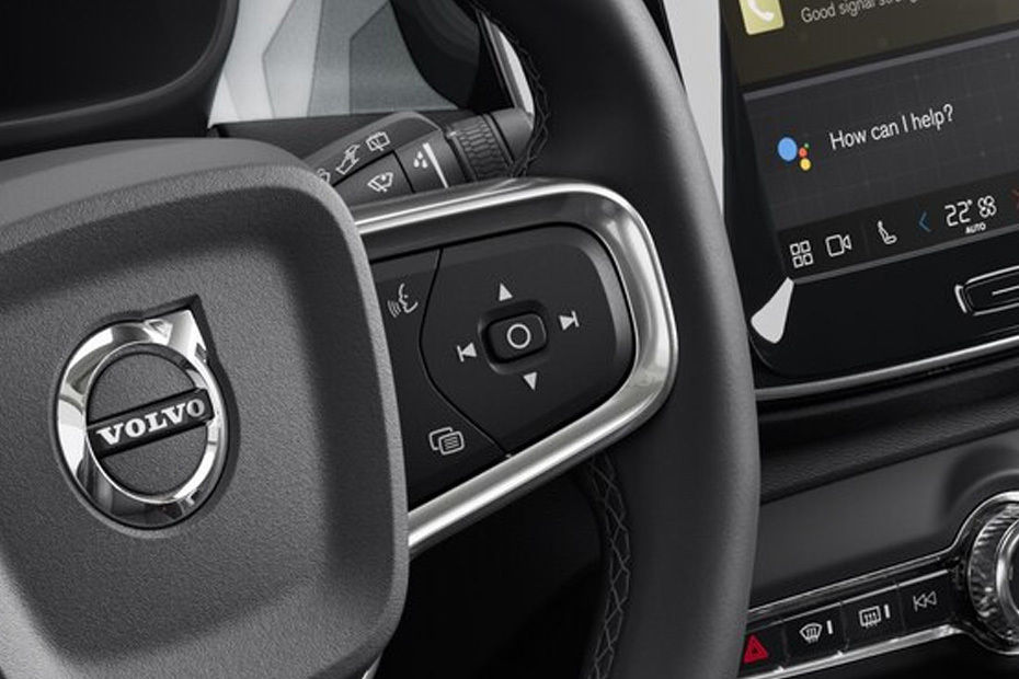 Volvo XC40 Recharge Multi Function Steering
