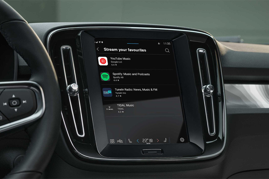 Stereo View of XC40 Recharge