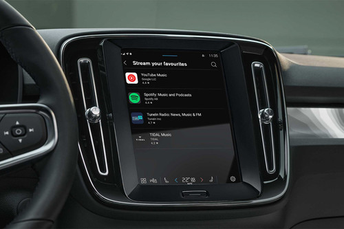 Stereo View of XC40 Recharge