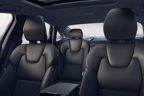 S90 (2024-2025) Front Seat Headrest