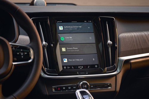 S90 (2024-2025) touch screen