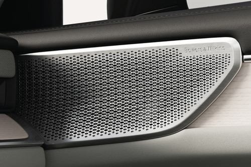 Speakers View of Volvo ES90