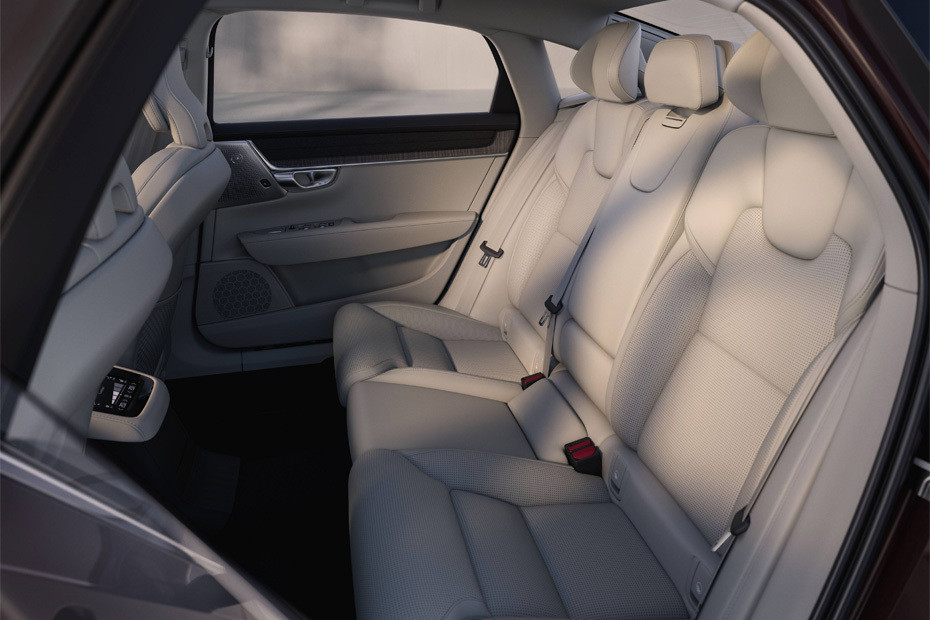 Volvo S90 2026 Rear Seats