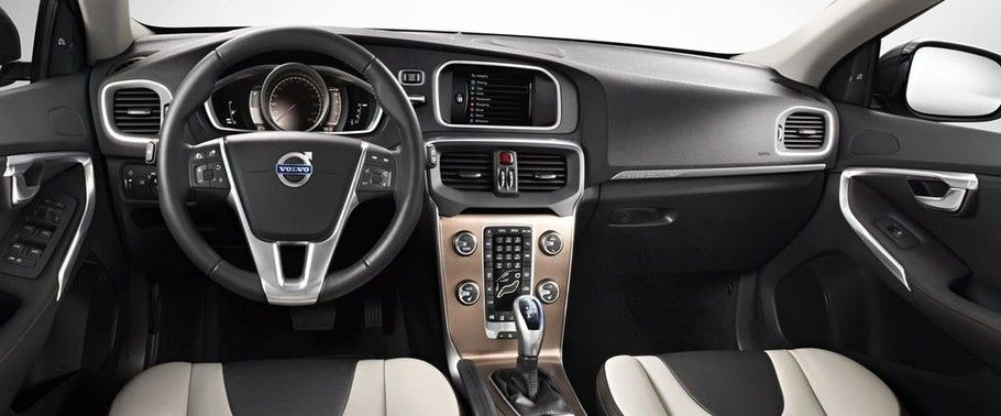 Dashboard View of V40 Cross Country