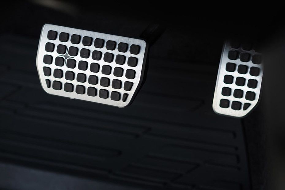 S60 (2021-2023) Richbrook Competition Foot Pedal Set