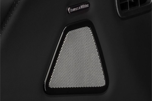 Speakers View of Maserati Ghibli