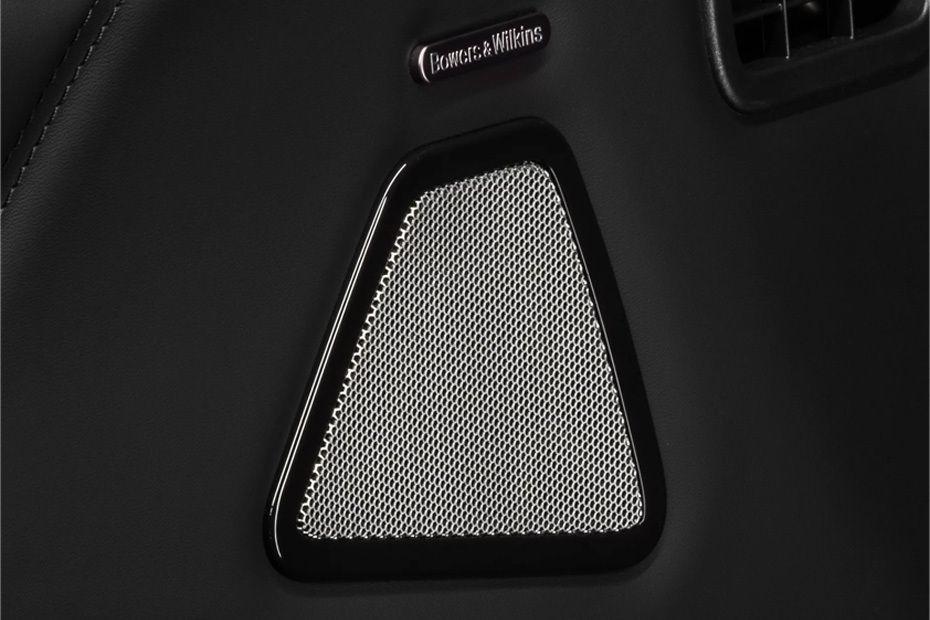 Speakers View of Maserati Ghibli