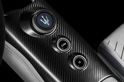 Center Controls of Maserati MC20