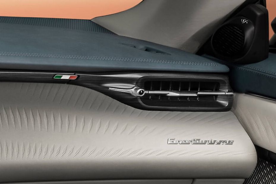 GranTurismo Front Side Ac Vents