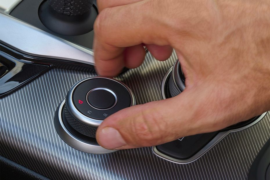 Center Controls of Alfa Romeo Giulia