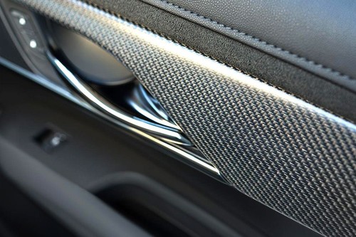 Cadillac ATS-V COUPE Drivers Side In Side Door Controls