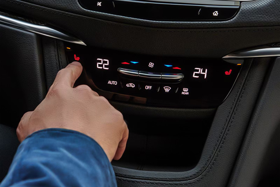 Front AC Controls of Cadillac XT5