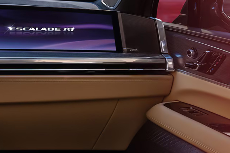 ESCALADE IQ Front Side Ac Vents