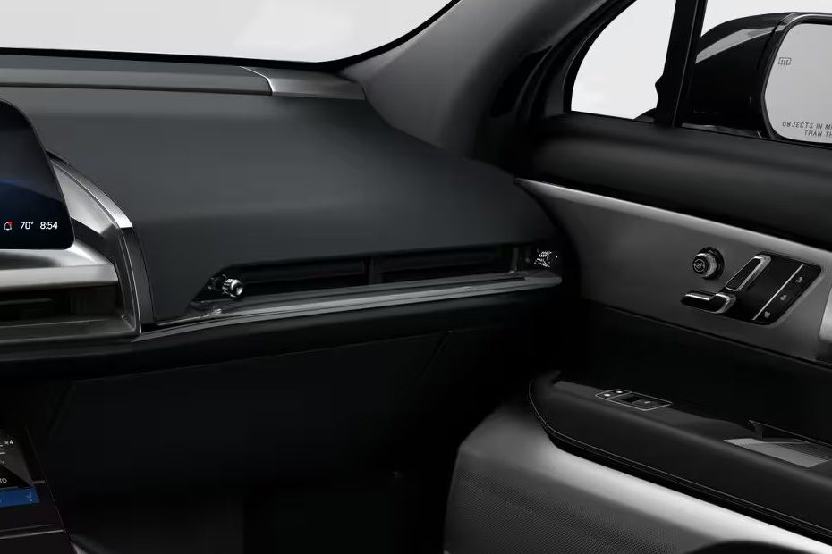 VISTIQ Front Side Ac Vents