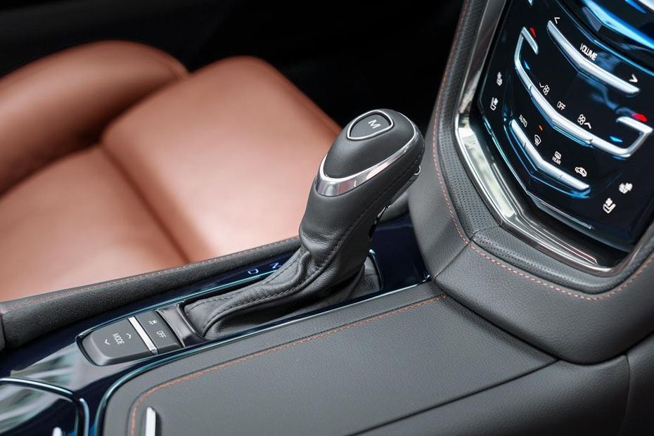 Cadillac CTS Gear Shifter