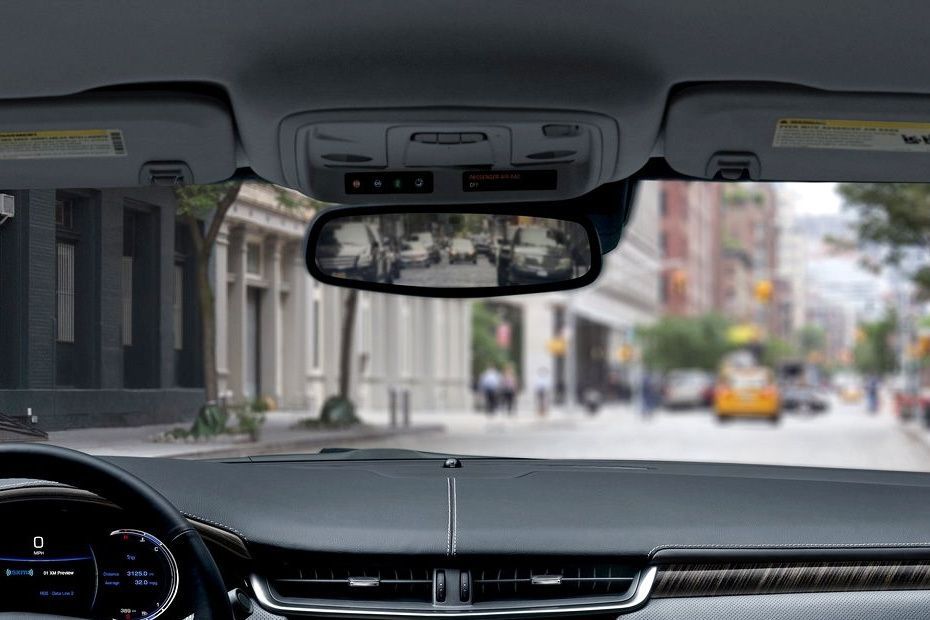 XTS Courtesy Lamps
