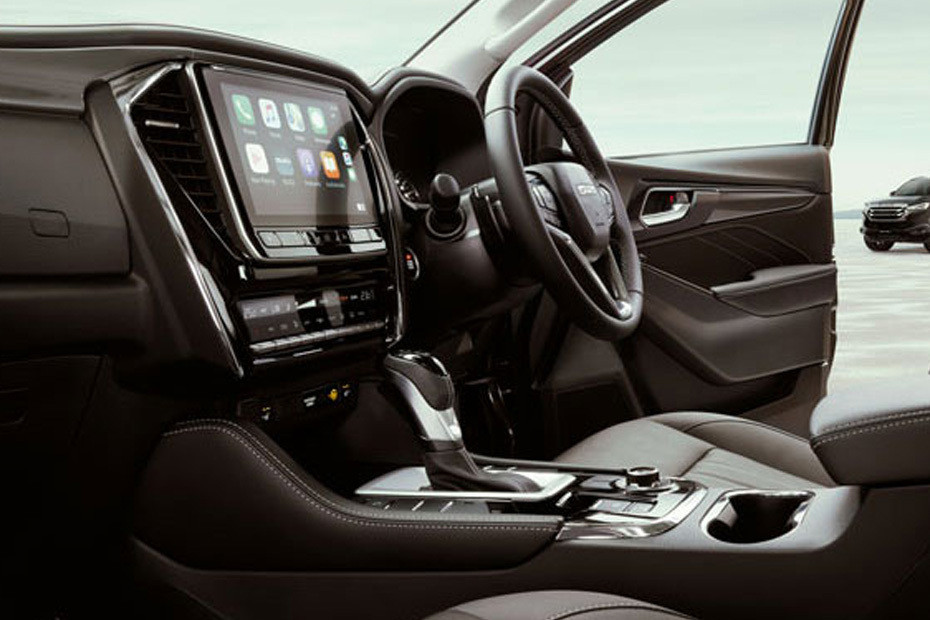 Mu x Center Console
