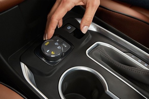 Traverse (2022-2024) Cup Holders