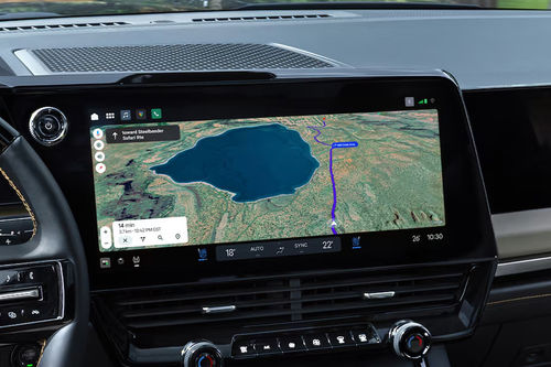 Silverado LD 2027 Parking Assist