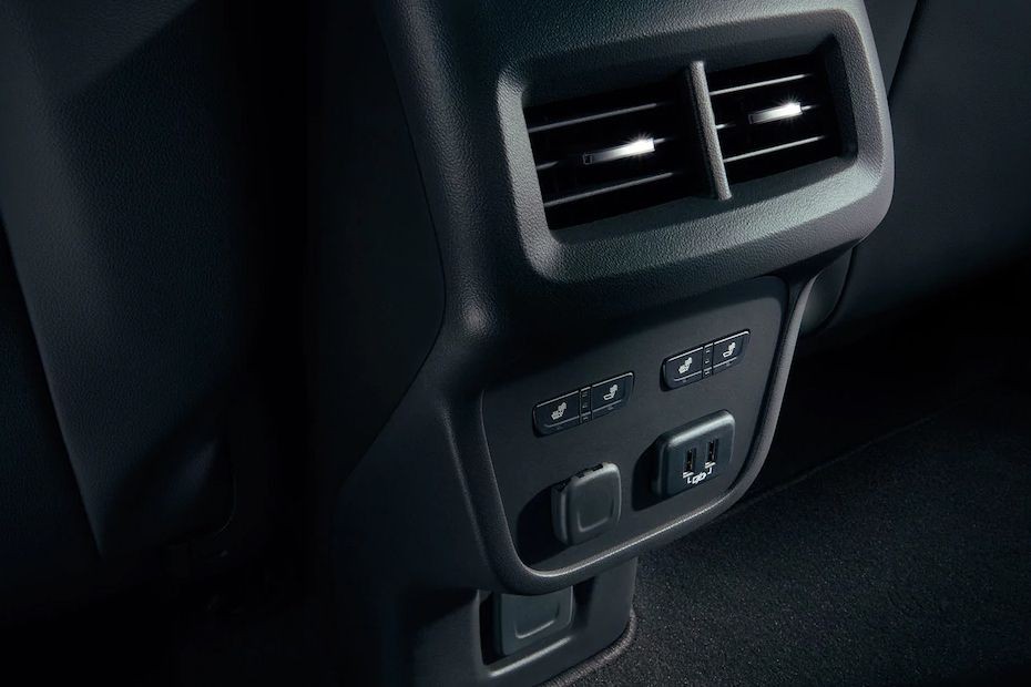 Equinox Rear AC Controls