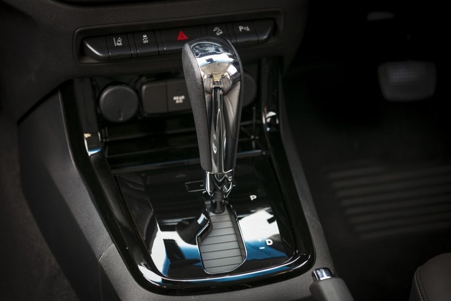 Chevrolet Trailblazer Gear Shifter