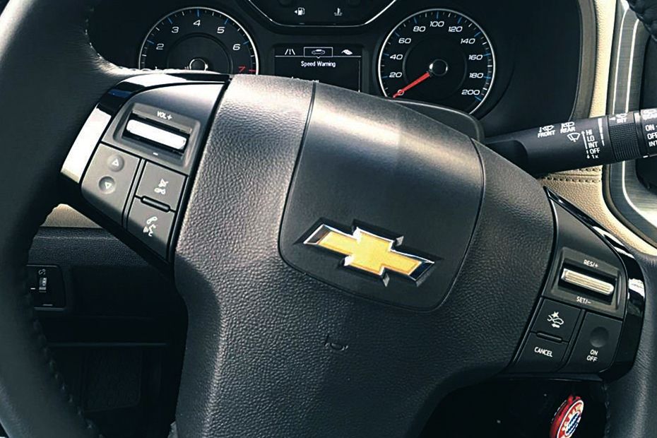 Chevrolet Trailblazer Multi Function Steering