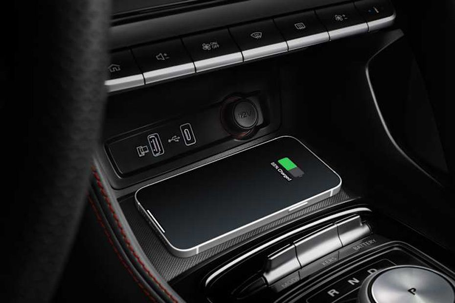 Power Accessories Outlet View of MG ZS EV