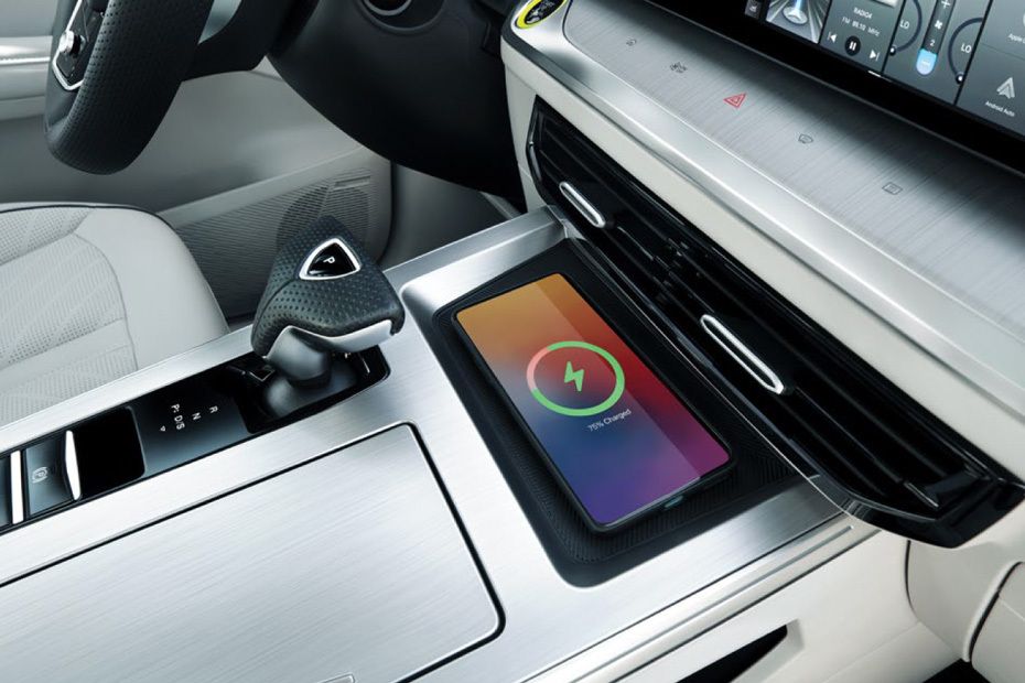 Power Accessories Outlet View of MG Whale