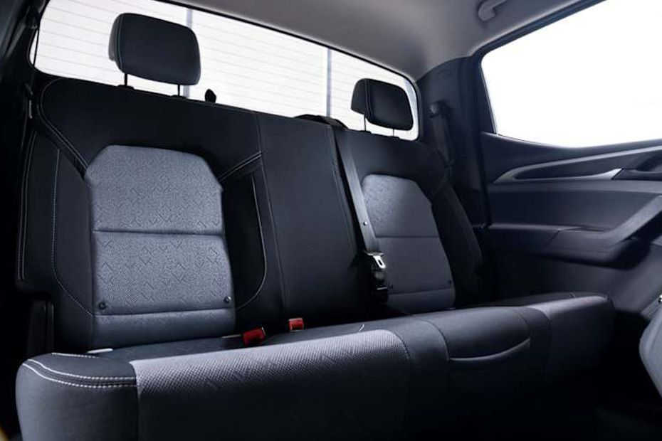 MG T60 Rear Seats