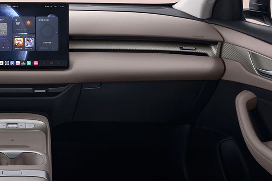 MG ES5 Glove Box