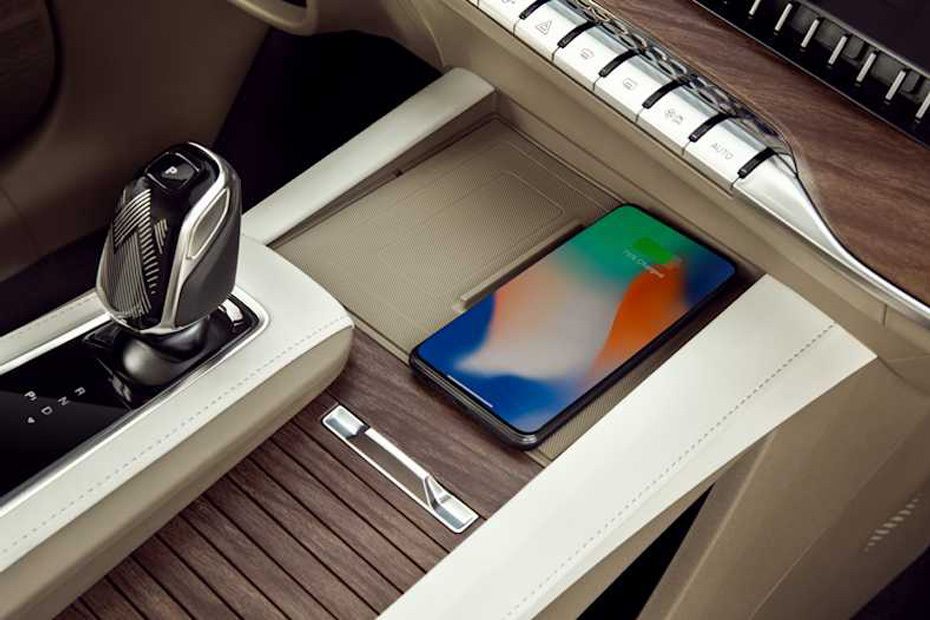 Power Accessories Outlet View of MG RX9