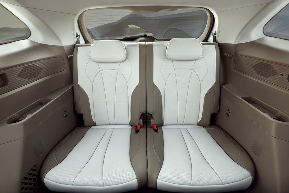 MG RX9 Rd Row Seat
