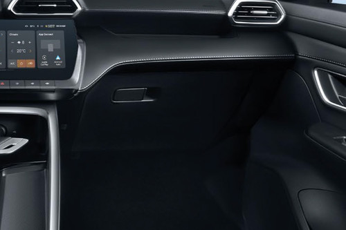 MG ZS Glove Box