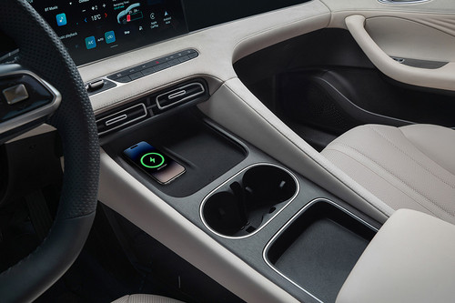 Power Accessories Outlet View of MG 8 PHEV