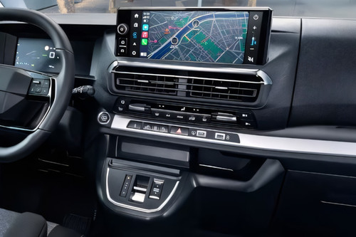 SpaceTourer Center Console