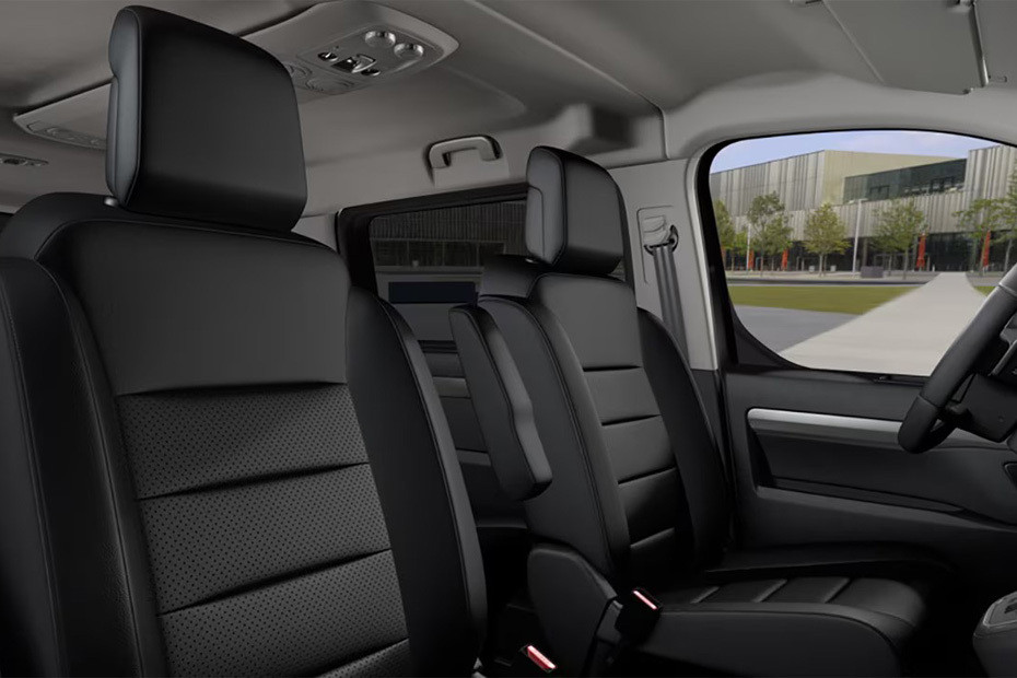 SpaceTourer Front Seats