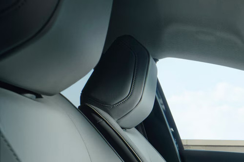 C4 X Front Seat Headrest