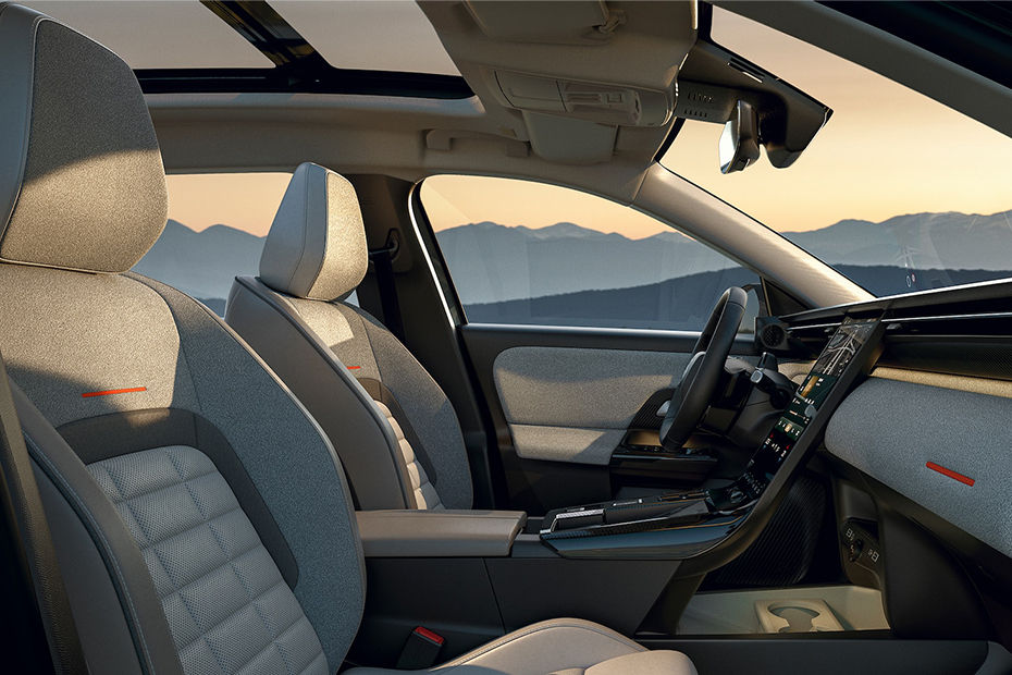 C5 Aircross Front Seats