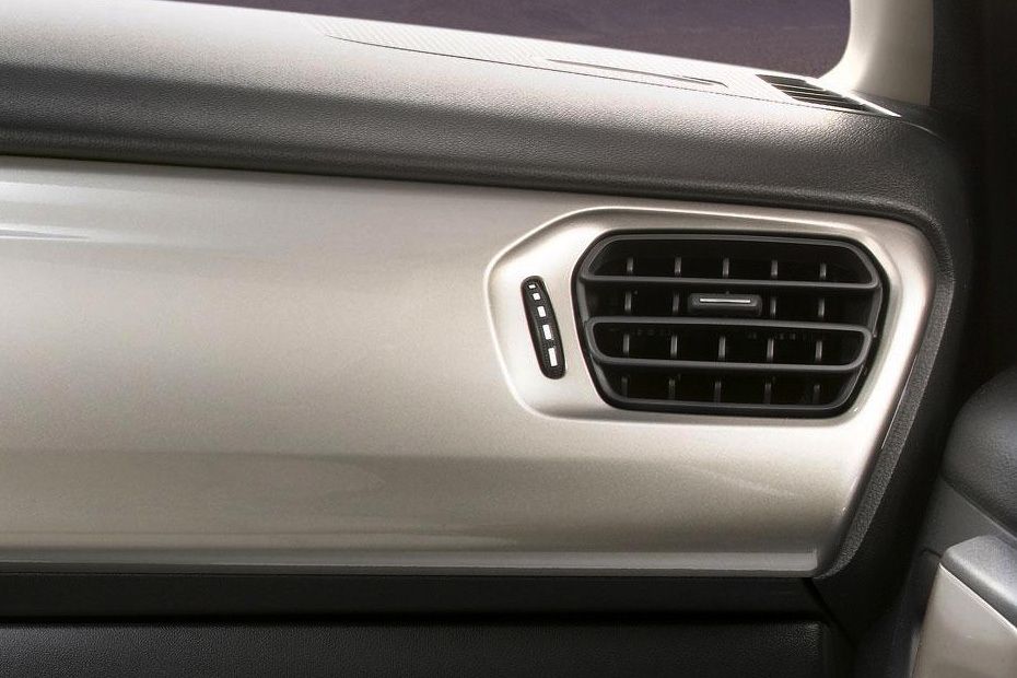 C-Elysee Front Side Ac Vents