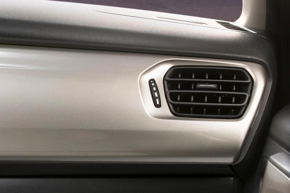 C-Elysee Front Side Ac Vents