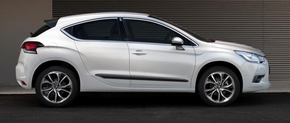 Citroen DS 4 Inside Of Drivers Side Open Door